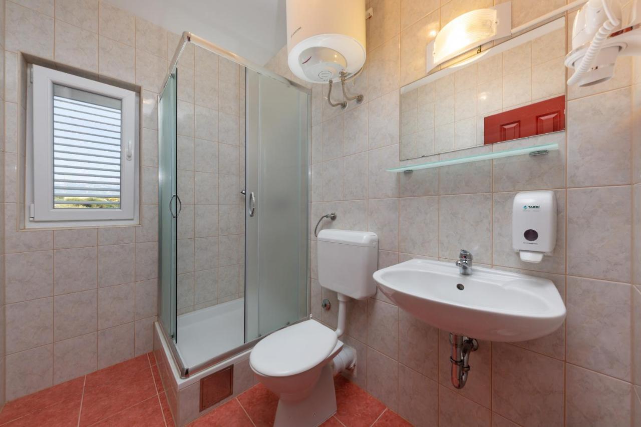 Hostel & Rooms Vagabundo Gajac Экстерьер фото